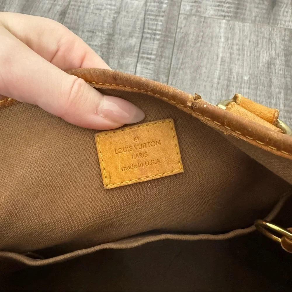 Louis Vuitton 2005 Batignolles Vertical Pm Brown Monogram Bag w/ Strap